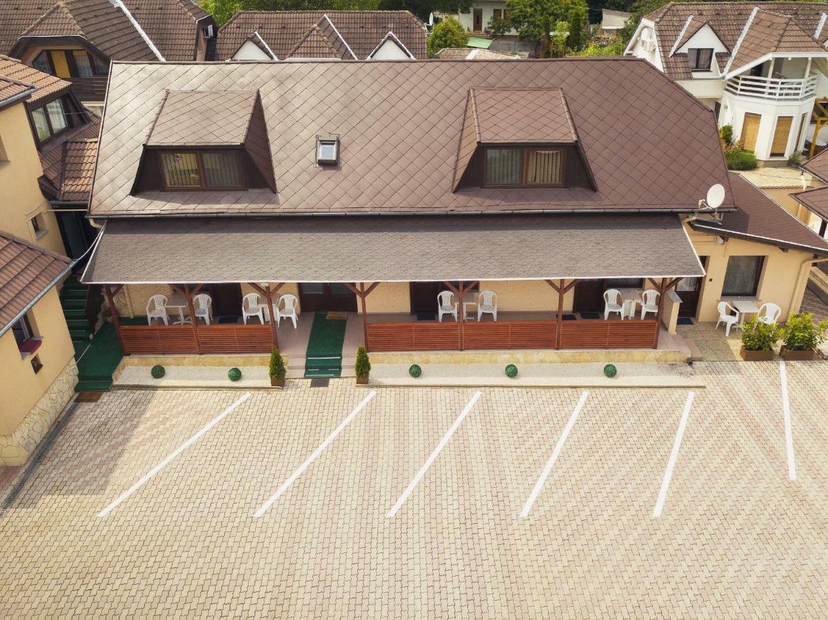 Apartman Szanyi Buk Exterior photo
